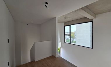 VENTA DEPARTAMENTO DUPLEX 3 AMBIENTES SAN MIGUEL