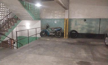 COCHERA EN LANUS OESTE EXCELENTE