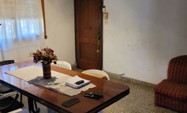 CASA 3 AMB.C/FONDO PARRILLA Y COCHERA