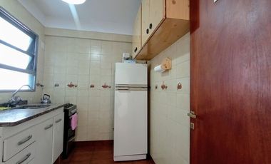 VENTA 3 AMB REMEDIOS DE ESCALADA CENTRO