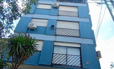 VENTA 3 AMB REMEDIOS DE ESCALADA CENTRO