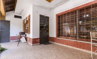 Dúplex tipo casa con entrada/inde. patio/cochera