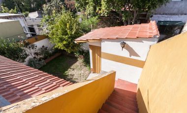 Dúplex tipo casa con entrada/inde. patio/cochera