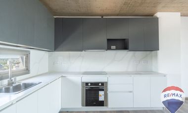 Dúplex de ensueño: 3 ambientes, balcón y terraza
