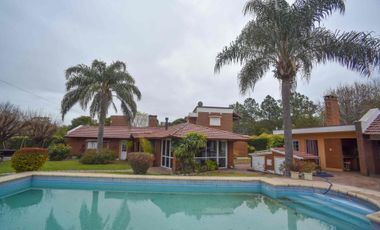 Casa Quinta de 3 dorm 3 baños a 100m de Ruta 1