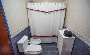 Casa Quinta de 3 dorm 3 baños a 100m de Ruta 1