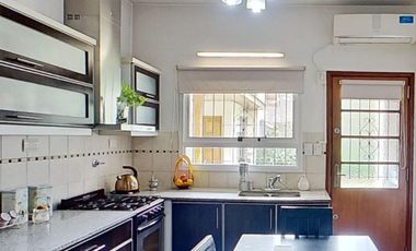 VENTA APTO CREDITO FCIO VARELA CENTRO CON PILETA