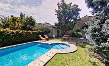 VENTA APTO CREDITO FCIO VARELA CENTRO CON PILETA