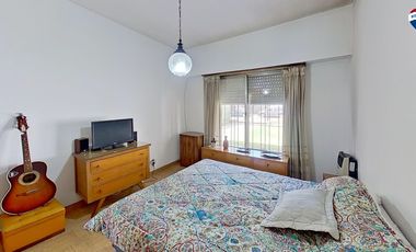 VENTA APTO CREDITO FCIO VARELA CENTRO CON PILETA