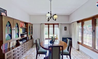 VENTA APTO CREDITO FCIO VARELA CENTRO CON PILETA