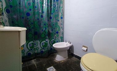 CASA 2 DORMITORIOS VENTA TOLOSA
