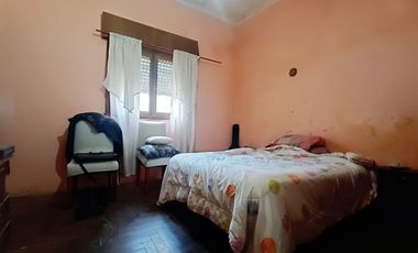 CASA 2 DORMITORIOS VENTA TOLOSA