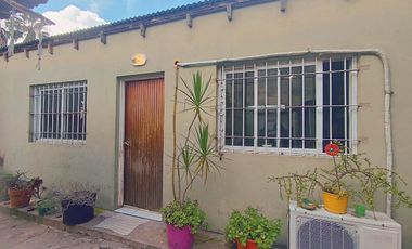 CASA 2 DORMITORIOS VENTA TOLOSA