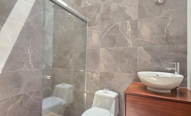 CASA EN COTO PRIVADO, 2 PLANTAS, ALBERCA, 3 RECÁMARAS, 2.5 BAÑOS.