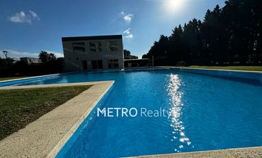 Departamento de 3 ambientes  en venta con vista al Lago Central y balcon aterrazado