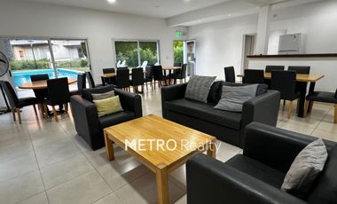 Departamento de 3 ambientes  en venta con vista al Lago Central y balcon aterrazado