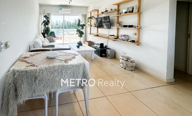 Departamento de 3 ambientes  en venta con vista al Lago Central y balcon aterrazado
