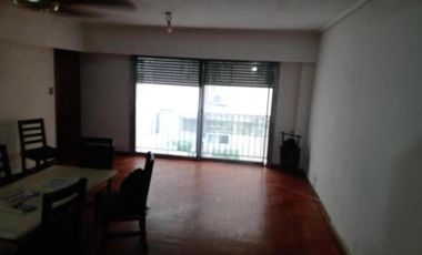 Departamento en venta - 3 Dormitorios 2 Baños - Lanús