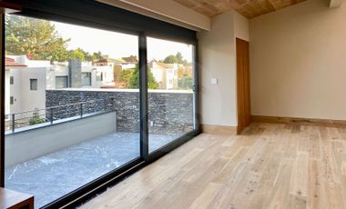 Casa en renta en Club de Golf los Encinos