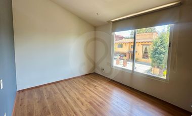 Casa en renta en Club de Golf los Encinos