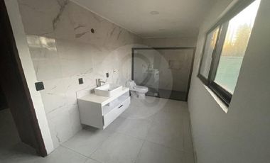 Casa en venta en Miguel de la Madrid Hurtado