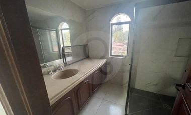 Casa en venta en Miguel de la Madrid Hurtado