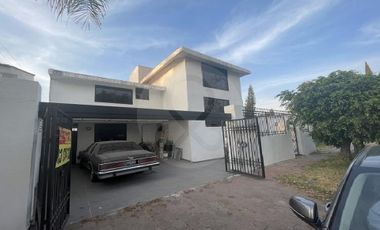 Casa en venta en Miguel de la Madrid Hurtado