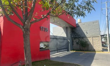 Bodega comercial en renta en Lomas de San Pedrito