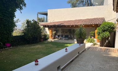 VENTA MAGNÍFICA CASA EN BOSQUES DE LAS LOMAS