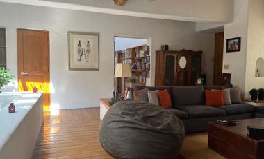 VENTA MAGNÍFICA CASA EN BOSQUES DE LAS LOMAS