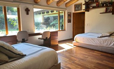 VENTA MAGNÍFICA CASA EN BOSQUES DE LAS LOMAS