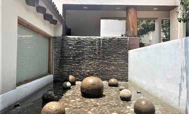 VENTA MAGNÍFICA CASA EN BOSQUES DE LAS LOMAS