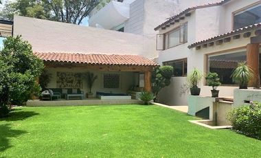 VENTA MAGNÍFICA CASA EN BOSQUES DE LAS LOMAS