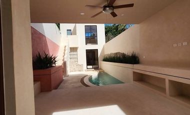 CASA EN VENTA EN EL CENTRO DE MÉRIDA, YUCATÁN