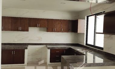 Casa en venta en Zona Pedregal de las Ánimas