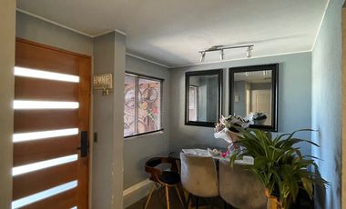 CASA 2PISOS INCLUYE GTO COMUN COND JARDINES DEVESPUCIO