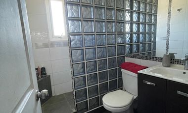 CASA 2PISOS INCLUYE GTO COMUN COND JARDINES DEVESPUCIO