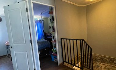 CASA 2PISOS INCLUYE GTO COMUN COND JARDINES DEVESPUCIO