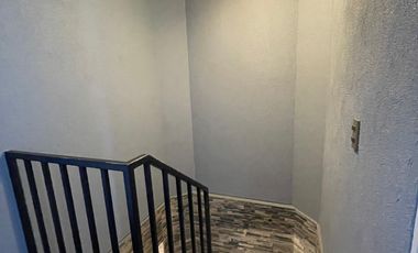 CASA 2PISOS INCLUYE GTO COMUN COND JARDINES DEVESPUCIO