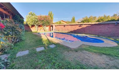Vende Parcela de Agrado 4D 3B con piscina en Calle Larga