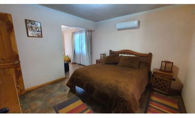 Vende Parcela de Agrado 4D 3B con piscina en Calle Larga