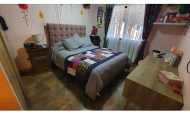 Vende Parcela de Agrado 4D 3B con piscina en Calle Larga