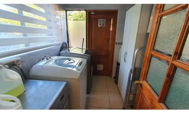 Vende Parcela de Agrado 4D 3B con piscina en Calle Larga