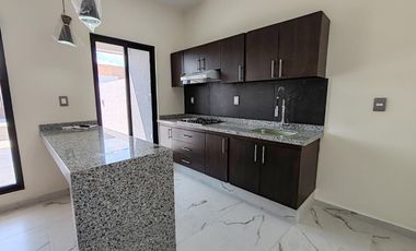 CASA EN VENTA EN FRACC, LOMAS DE LA RIOJA. RIVIERA VERACRUZANA, ALVARADO,