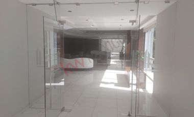 Departamento en venta en residencial Toledo / Lomas de las Palmas