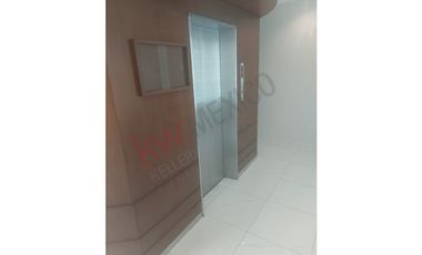 Departamento en venta en residencial Toledo / Lomas de las Palmas