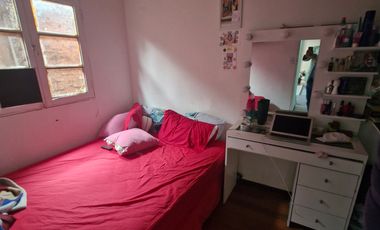 ARRIENDO DEPTO INDEPENDIENTE 2D/BAÑO/COCINA AMERICANA