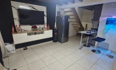 ARRIENDO DEPTO INDEPENDIENTE 2D/BAÑO/COCINA AMERICANA
