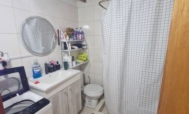 ARRIENDO DEPTO INDEPENDIENTE 2D/BAÑO/COCINA AMERICANA