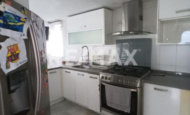 CASA EN PRIVADA CON ALERCA